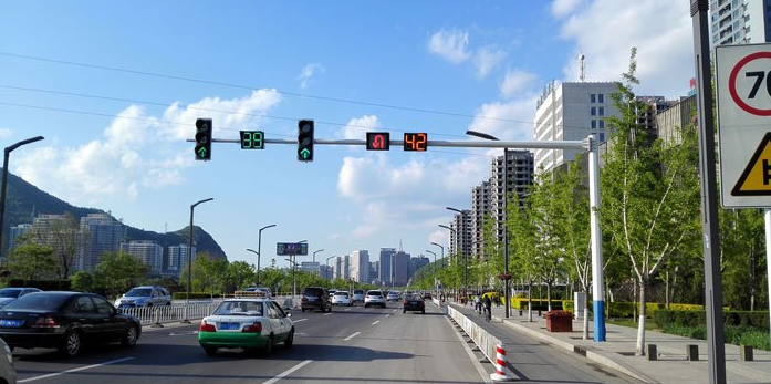 交通信號燈設計（jì）裝置